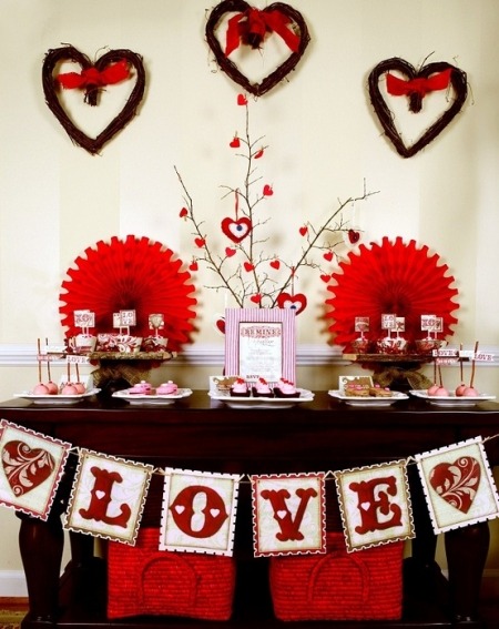 interessante ideen für party dekoration zum valentinstag rot