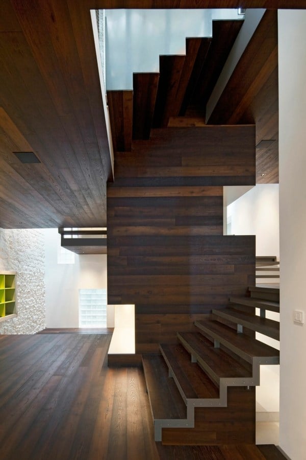 minimalistische Innenarchitektur-Treppe