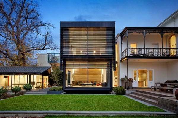 minimalistisches Gebäude-Hauserweiterung