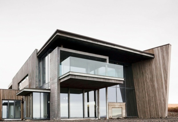 moderne Hauskonstruktion Glasfassade