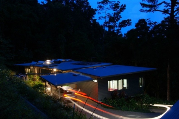 modernes baumhaus australien eingang garage