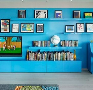 chicke Wohnung-blaue Wohnwand