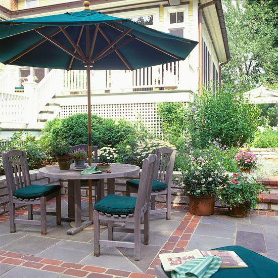 15 tipps für patio gestaltung akzent blau