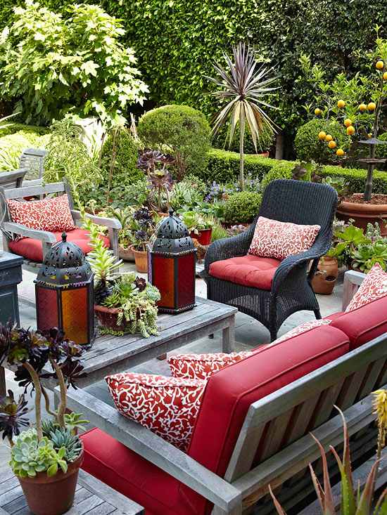 15 tipps für patio gestaltung gartenmöbel rot
