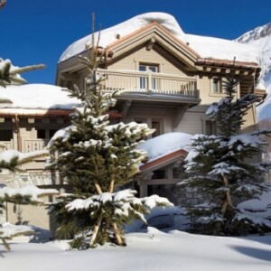 Exquisites-Ski-Chalet-alpen-Philippe-Capezzone