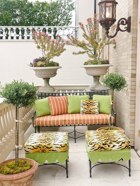 Garteneinrichtungsideen Sofa-Hocker Grün Orange Tiermuster