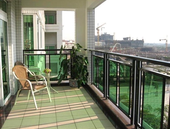 Glasgeländer Balkon Grün Reling
