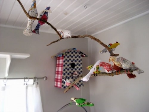 Selber gebastelte Vögelhaus Spielzeuge Deko Ideen 