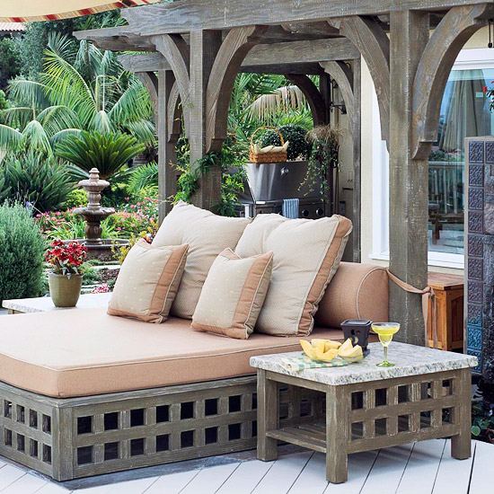Terrasse und Garten sofabett beistelltisch marmorplatte holz konstruktion