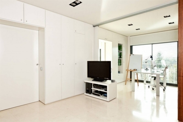 Wohnzimmer TV Home-Office Einbauschrank Weiß