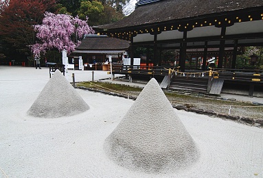 elemente der japanischen gartenkunst weißer sand
