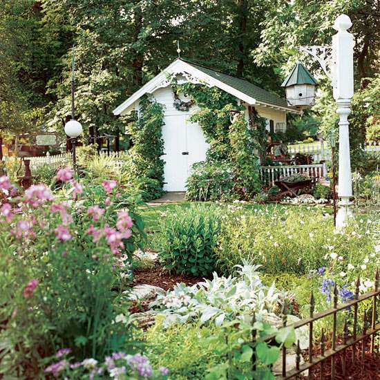kleines Gartenhaus Gartenlaube 
