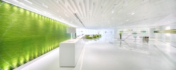 moderne büroeinrichtung von beige design weiß grün
