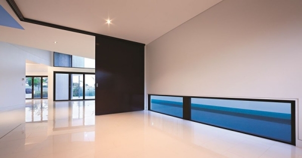modernes blockhaus mit elegantem design minimalistisch