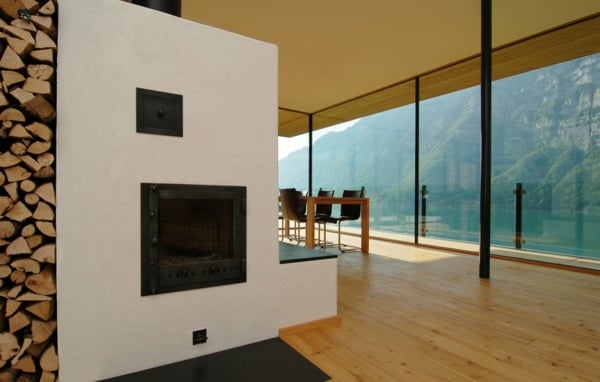 schicker Kamin-Feuerstelle Haus Design