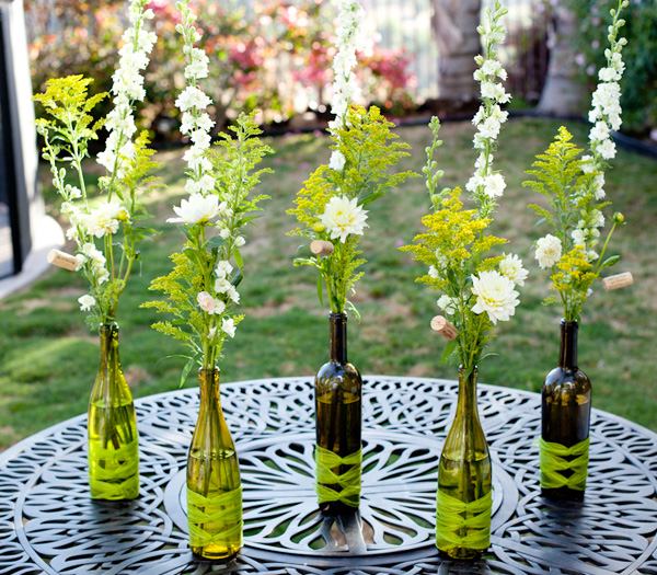 Bastelideen Frühling Tischdeko Idee-Weinflaschen