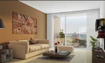 Das-moderne-Wohnzimmer-mit-viel-Tageslicht-balkon-beige