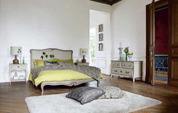 Einrichtungsideen für Schlafzimmer kommode bett renaissanse stil