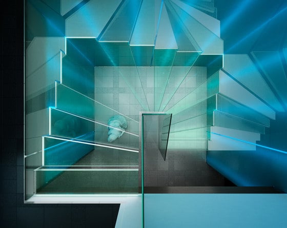 Glastreppe-futuristisches Design Idee