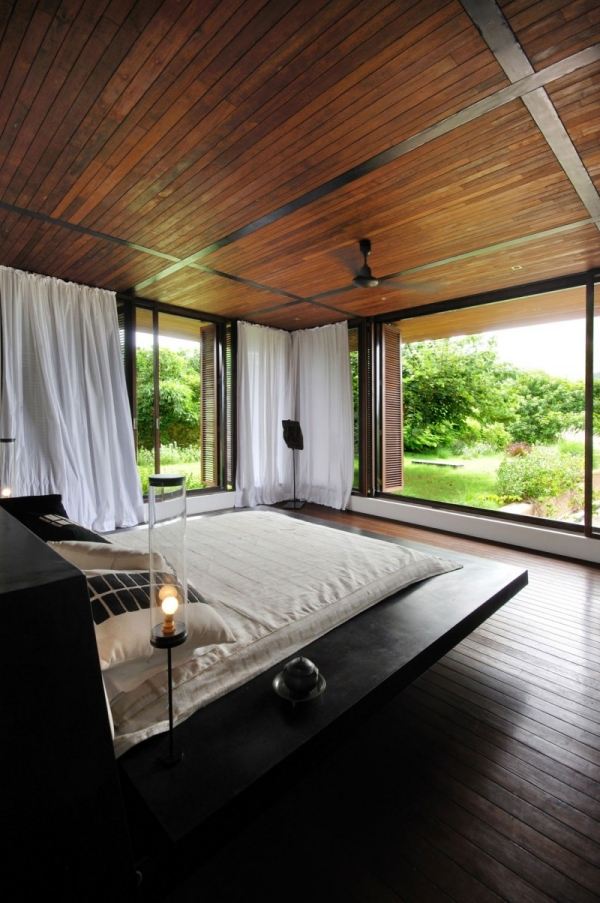 Haus Mancini Indien Offene Wand Schlafzimmer-Holzdecke Holzboden