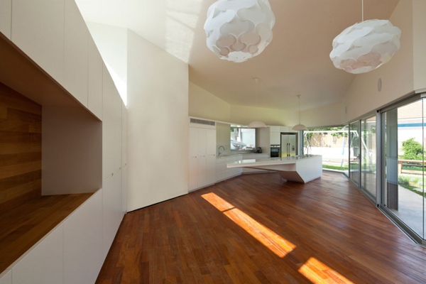 Heller Wohnraum Holzboden Modernes 