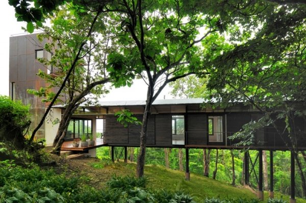 Holz Beton Haus Architektur nachhaltig bauen Costa Rica