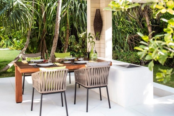 Hotel Design auf den Malediven Cheval Blanc Randheli sitzbereich