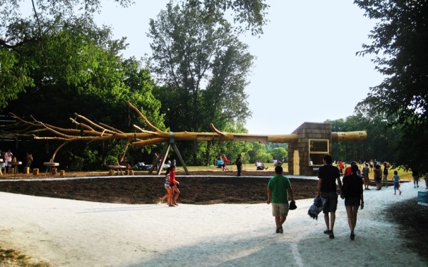 Kinderspielplatz pappelbaum naturpark indiana
