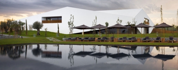 Modernes Hotel zeitgenössische Form Pool