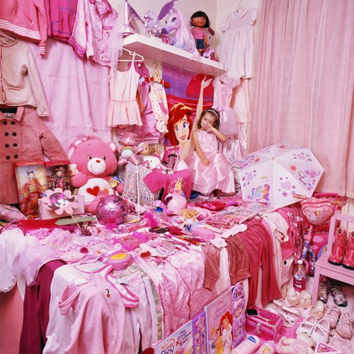 Rosa Kinderzimmer Spielsachen Mädchen