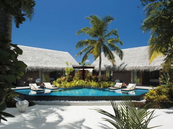 Villa Shangri-La Wellness-Pool Malediven