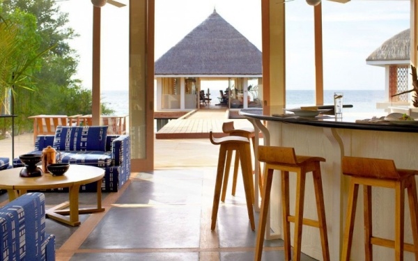 das viceroy luxushotel auf den malediven bar