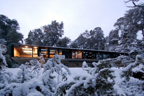 flachdachhaus argentinien winterlandschaft mathias klotz