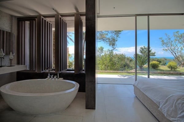 luxus ferienvilla mit innovativem architektur in thailand badezimmer