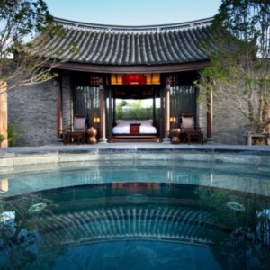 luxushotel-pool-schlafzimmer-komfort-Banyan-Tree-Lijiang