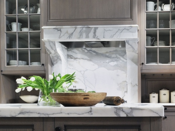 marmor arbeitsplatte eichen küchenschränke