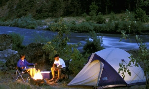 Camping Urlaub planen Fluss 