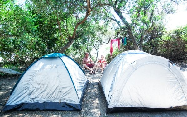 Campingplatz-Zelten Griechenland-Lithos