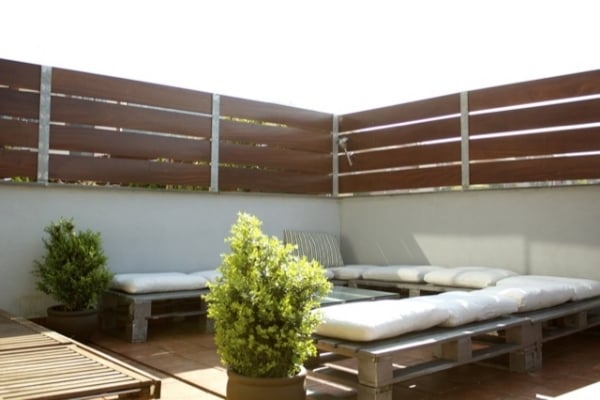Dachterrasse Bepflanzung-Möbel aus Paletten bauen