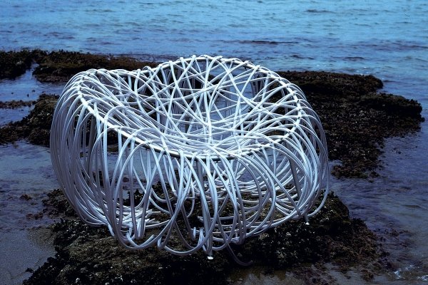 Designer Sessel von Edra anemone silbern kabel