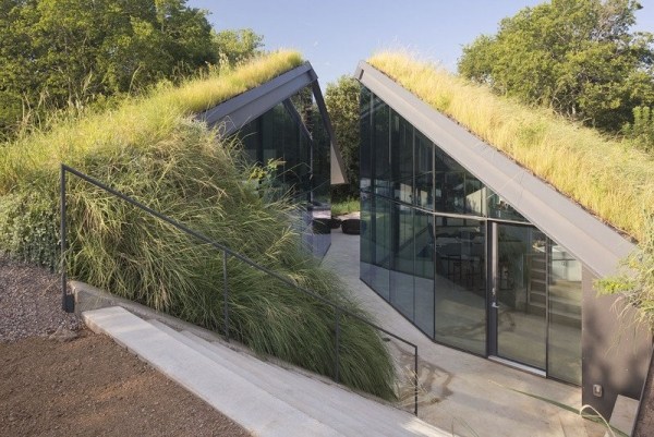 Erdhaus Edgeland Residence Architektur Nachhaltig-Glasfront