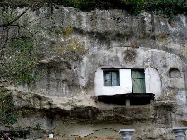 Felsen Haus-Spanien Eingebaut Setenil