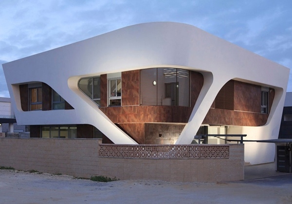 Futuristische Villa-Fassade Zahavi Design