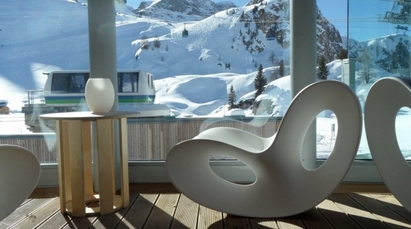 Futuristisches Design-Sessel weiß Ron Arad