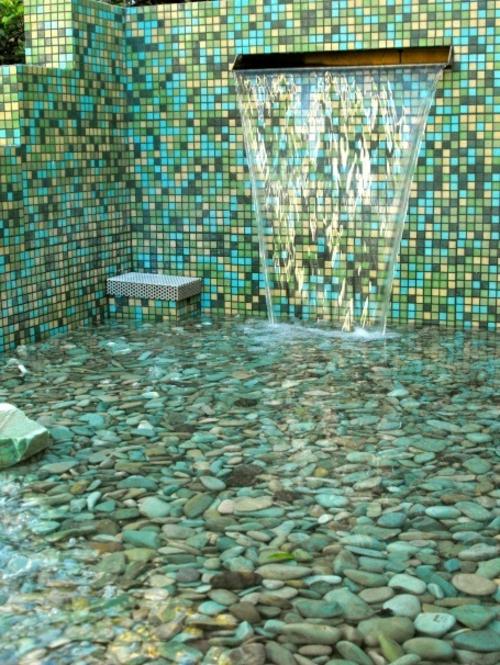 Gartendusche Mosaik Fliesen