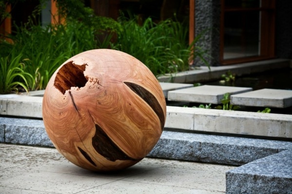Holz Figuren Kugel Garten Dekoration 