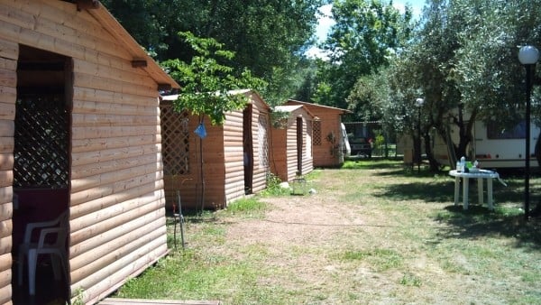 Holzbungalows Thalatta-Kalamitsi Village-Campingplatz