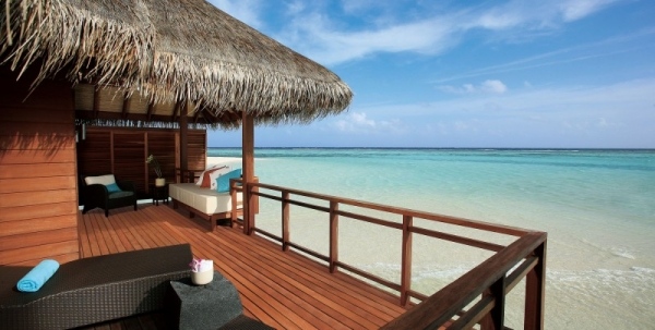LUX Maldives 5-sterne-luxushotel holzterrasse
