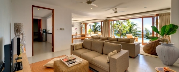 Malimbu Cliff Villa-Beige Sofas-Wohnzimmer Wohnideen
