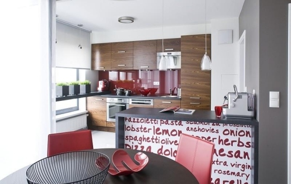 Tapeten-Küche ideen küchenfront dekorieren rote akznte